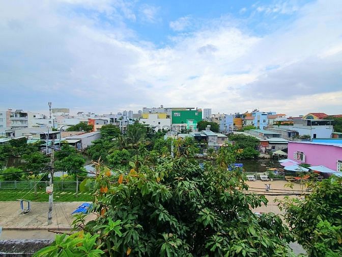Hình ảnh Mb6623 nạp rút nhanh chóng dịch vụ full nội thất, ban công thoáng mát