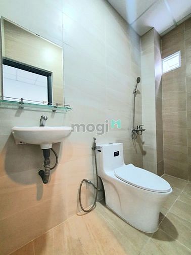 Hình ảnh Mb6623 nạp rút nhanh chóng dịch vụ full nội thất, ban công thoáng mát