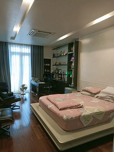 Hình ảnh Cho thuê hẻm 8M Đặng Văn Ngữ, phường 14. phú Nhuận.