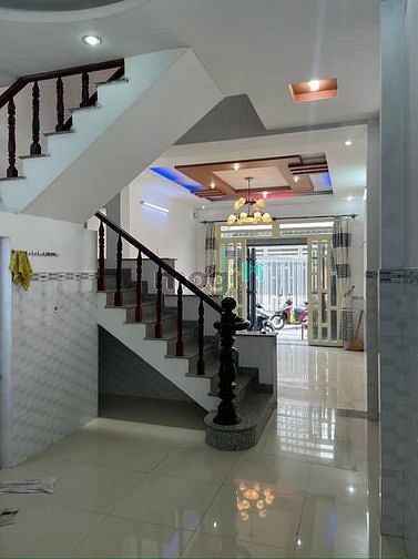 Hình ảnh Bán nhà Cách mạng tháng Tám,p12 quận 10. SHR
