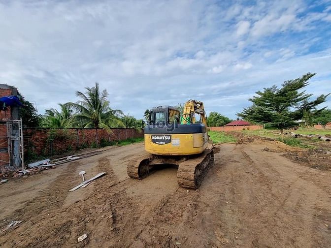 Hình ảnh BÁN GẤP vài lô đất thổ cách chợ BÌnh Chánh 2KM, đẹp, bao sang tên