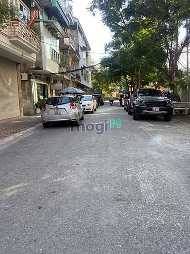 Hình ảnh Ngõ thông - ô tô vào nhà - Bán đất Cổ Linh, Thạch Bàn, Long Biên