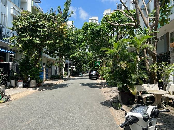 Hình ảnh Bán đất 126m2 MT Đường Số 7, Phường Phú Mỹ, Quận 7.