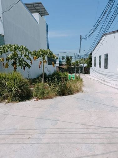 Hình ảnh Siêu phẩm đất 2 mặt tiền có sẵn nhà trên đất- như xuân - vĩnh phương