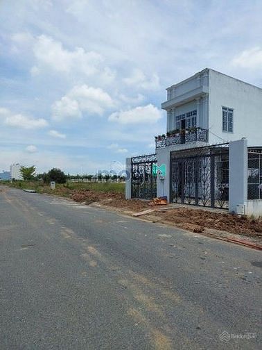 Hình ảnh Tin sốt dẻo: Đất vàng trao tay nhận ngay ưu đãi