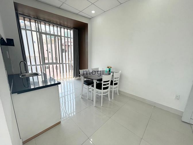 Hình ảnh Căn Hộ 1PN Tách Bếp Ban Công Ngay Sân Bay