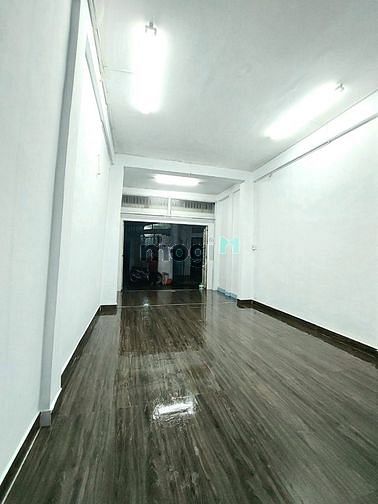 Hình ảnh Cho Thuê Nhà HXH 4m x 12m Đường Lê Văn Sĩ P14. Quận 3