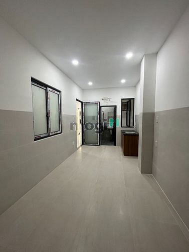 Hình ảnh Phòng mới xây _ Giờ tự do Quận Tân Bình cho
