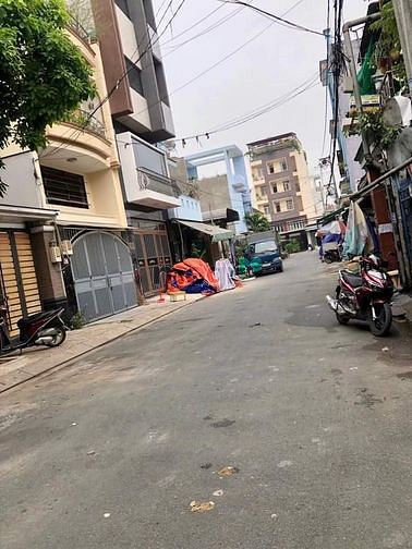 Hình ảnh Cần bán gấp đất THỔ CƯ đường Nguyễn Văn Tăng Q9,hẻm 5m,96m2 giá 3tỷ9.