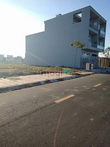 Hình ảnh Độc quyền lô đất MT Hoàng Hữu Nam, Long Thạnh Mỹ, Quận 9, 80m2 sổ riên