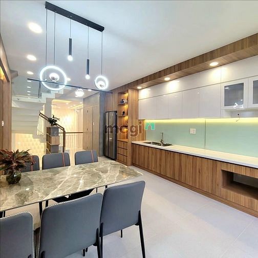 Hình ảnh Bán Biệt Thự Siêu Đẹp Đ.Đỗ Xuân Hợp Quận 9