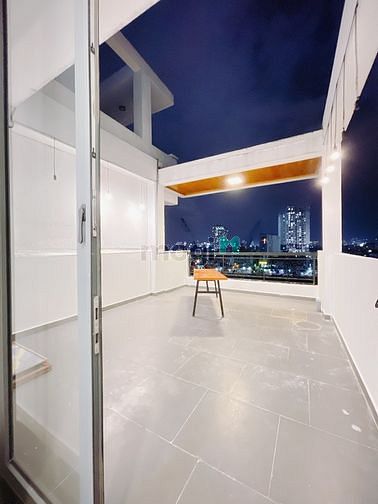 Hình ảnh Studio 1pn, bancon, bao luôn điện nước, mới keng ngay quận 4