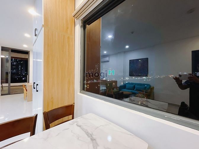 Hình ảnh Studio 1pn, bancon, bao luôn điện nước, mới keng ngay quận 4