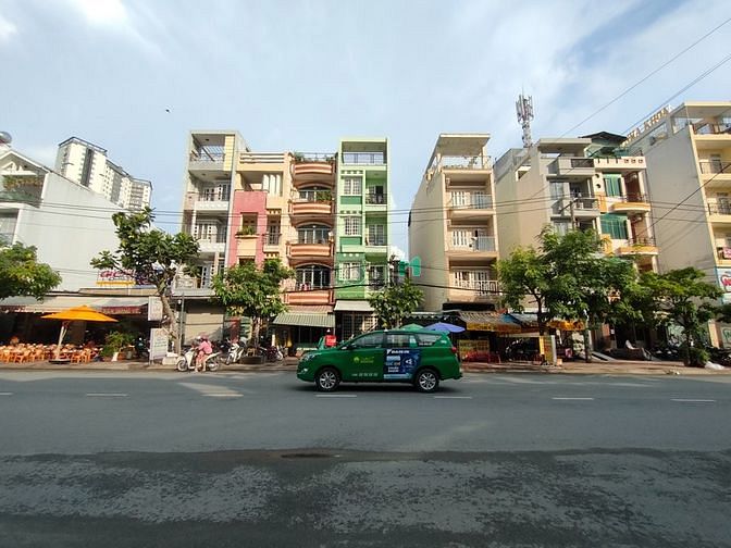Hình ảnh Cho thuê nhà MT Tạ Quang Bửu, Phường 4, Quận 8.
