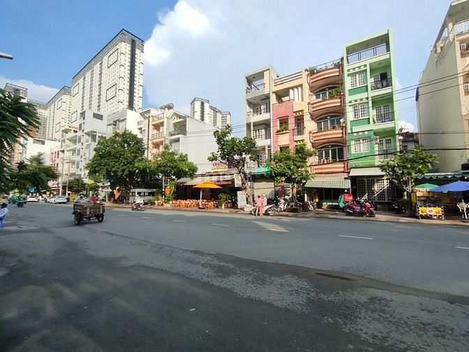 Hình ảnh Cho thuê nhà MT Tạ Quang Bửu, Phường 4, Quận 8.