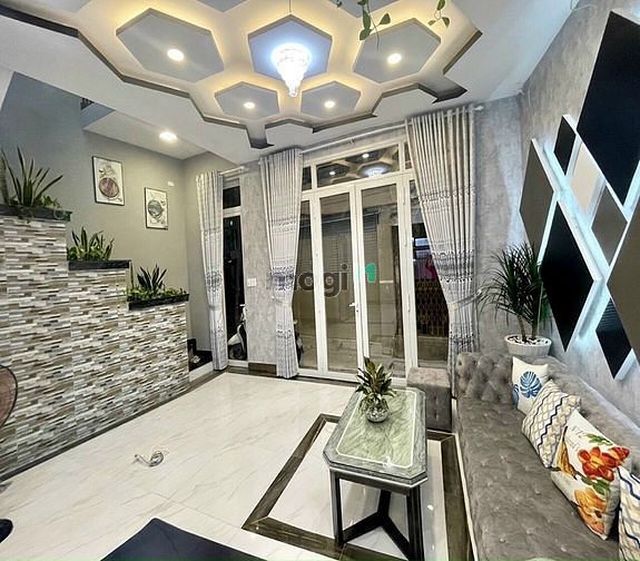 Hình ảnh Bán Nhà Hậu Giang, Quận 6, Siêu Đẹp, 56m2, Chỉ 5 Tỷ.