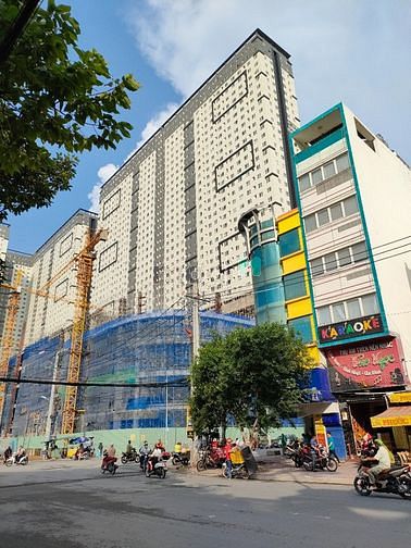Hình ảnh Cho thuê nhà MT Tạ Quang Bửu, Phường 4, Quận 8.