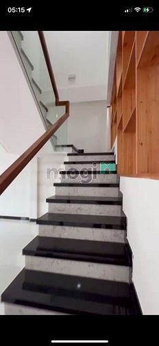 Hình ảnh Bán căn nhà đẹp gần bến xe Đức Long.
