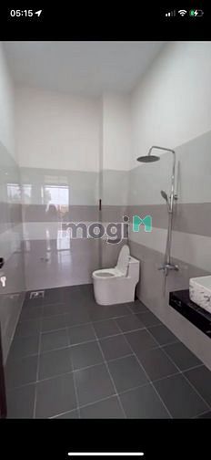 Hình ảnh Bán căn nhà đẹp gần bến xe Đức Long.