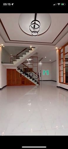 Hình ảnh Bán căn nhà đẹp gần bến xe Đức Long.