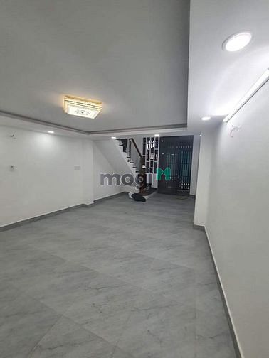 Hình ảnh Nhà đẹp xinh lung linh toả sắc Quận 3