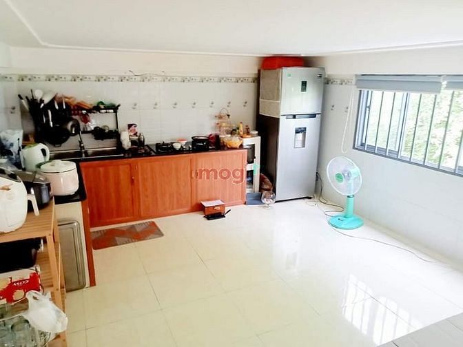 Hình ảnh NHÀ canh mạng dt 76m2 nhà 4 tầng giá 6 tỷ 2
