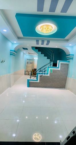Hình ảnh nhà mt trước sau 4x10 đang cho thuê 9tr