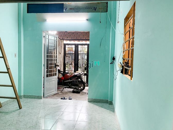 Hình ảnh Phòng 25m2-2,5tr gác lửng, máy lạnh, toilet ngay KCN Tân Bình