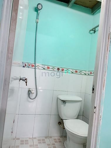 Hình ảnh Phòng 25m2-2,5tr gác lửng, máy lạnh, toilet ngay KCN Tân Bình
