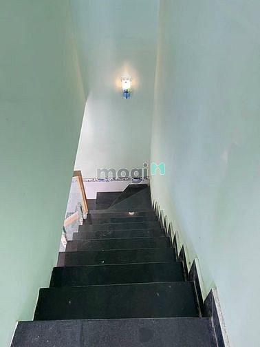 Hình ảnh Cần Vốn Bán Nhà HXH đ.Minh Phụng quận 11 SHR