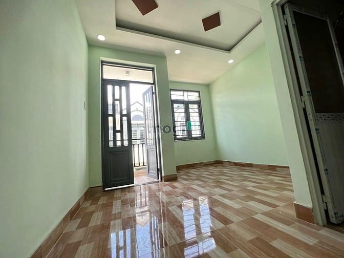 Hình ảnh Cần Vốn Bán Nhà HXH đ.Minh Phụng quận 11 SHR