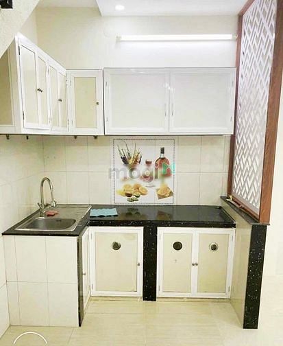 Hình ảnh Cho thuê nhà ĐẸP hẻm Lạc Long Quân 1tr 1l 2pn 2wc Q11