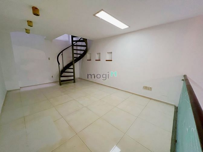 Hình ảnh CHDV Cao Cấp Quận 1. Dạng 2 PN Đủ NT Rộng 60M2