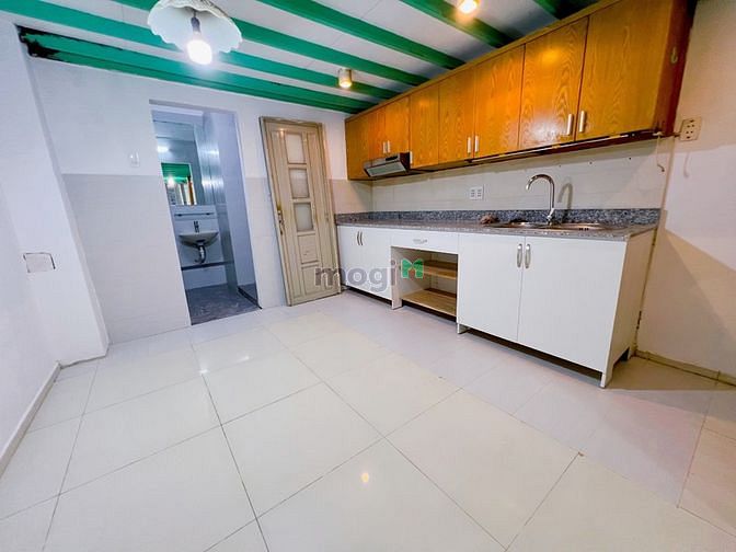 Hình ảnh CHDV Cao Cấp Quận 1. Dạng 2 PN Đủ NT Rộng 60M2