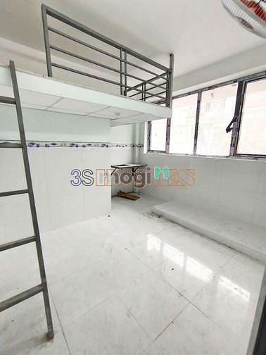 Hình ảnh Phòng Đẹp Bình Tân thoáng mát- cửa sổ mặt tiền