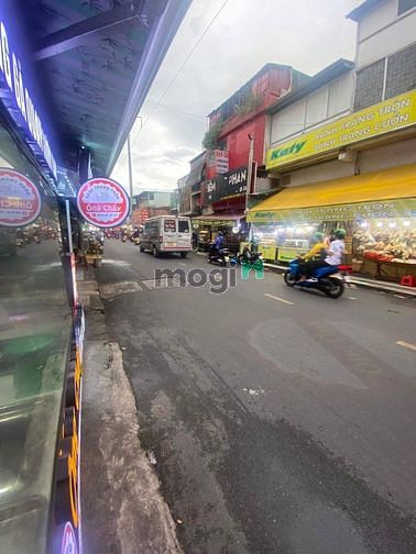 Hình ảnh Cho thuê MTKD sầm uất Nguyễn Thượng Hiền, quận 3