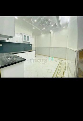 Hình ảnh Thua Đề Bán Nhà đ.Đỗ Ngọc Thạch q.5 SHR