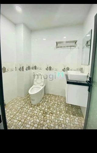 Hình ảnh Thua Đề Bán Nhà đ.Đỗ Ngọc Thạch q.5 SHR