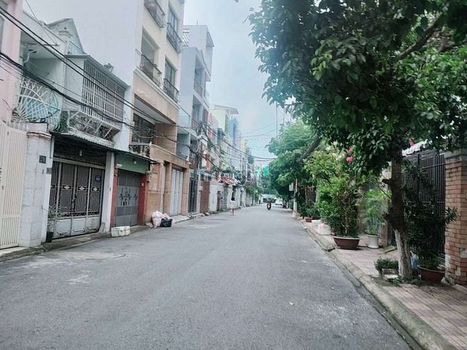 Hình ảnh Nhà Villa căn góc Hoàng Hoa Thám, Tân Bình