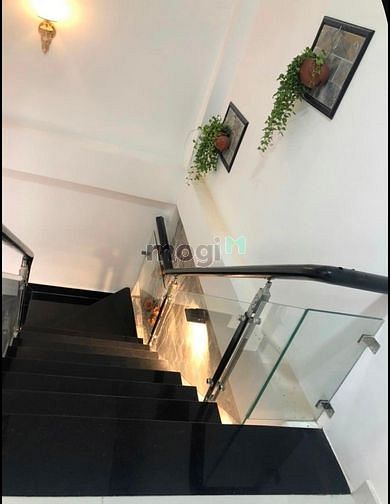 Hình ảnh BÁN 1 CĂN Đ.Hoàng Hoa Thám TB 48m2 3PN 2tỷ440