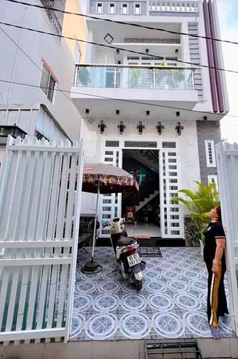 Hình ảnh Bán nhà đường Lý Chiêu Hoàng-Q6, 48m2, 1tỷ320, SHR