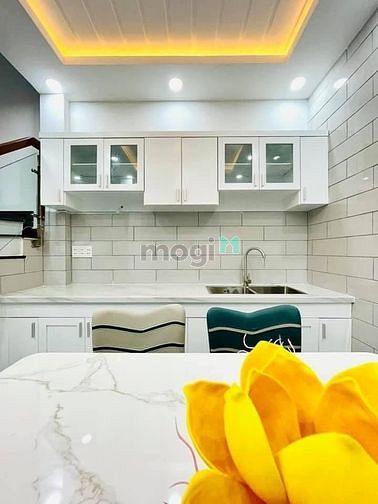 Hình ảnh SIÊU PHẨM NHÀ 3/2.P12 Quận 10. 38m2 2Pn Giá 1Tỷ890