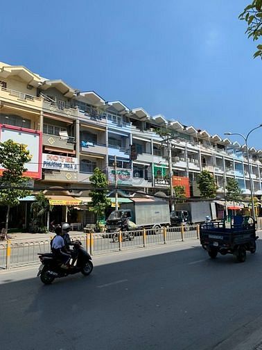 Hình ảnh Bán gấp nhà mặt tiền đường Phan Văn Trị, P2, Q5