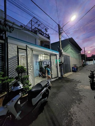 Hình ảnh * Nhà bán KDC nguyễn văn tiết, tp Thuận an