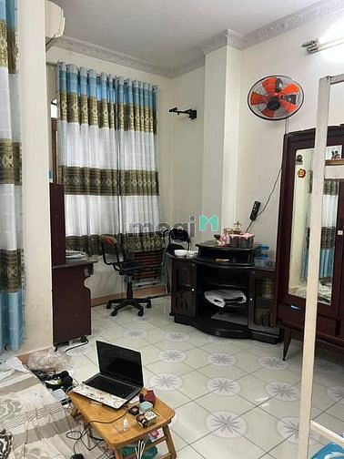 Hình ảnh Phan Xích Long – 51m2 – 3 tầng – chưa qua lần đò - chỉ hơn 9 tỷ