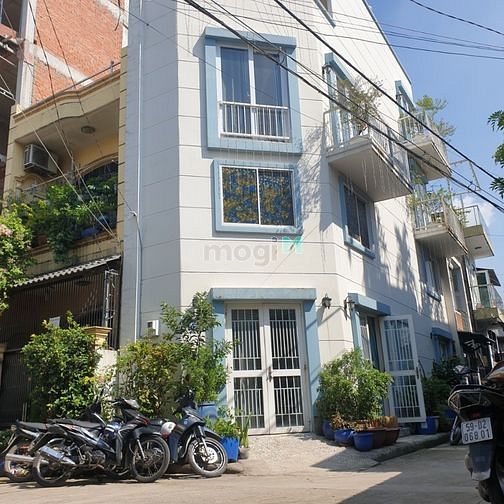 Hình ảnh Nhà 2 mặt hẻm 6m, 4 x12m, 4 tầng chỉ 4,5 tỷ.
