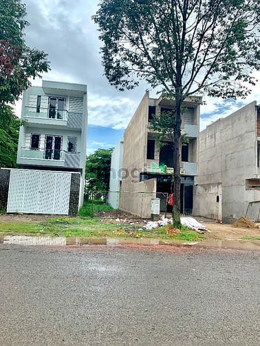 Hình ảnh Bán lô đất MTKD 30M, Lê Thị Riêng, ngang 5m, DT 100m2, gần UBND Q.12