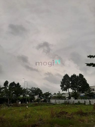 Hình ảnh Đất nền Trung tâm Dĩ An 4 mặt tiền đường 25m