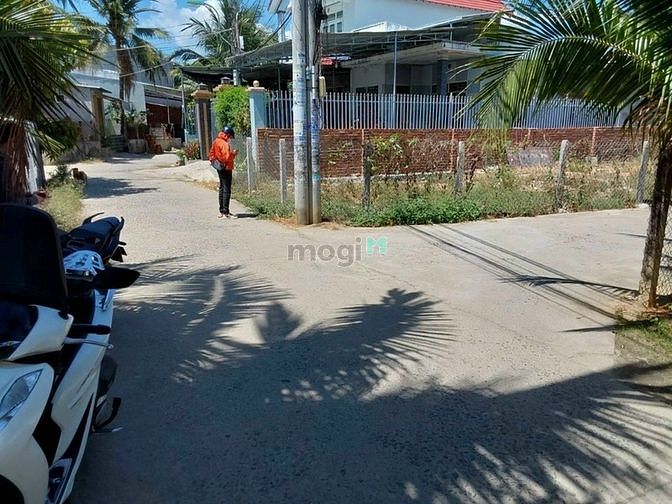 Hình ảnh Bán Lô Góc 2 Mặt Tiền Dân Cư Đông Đúc XÃ Vĩnh Phương