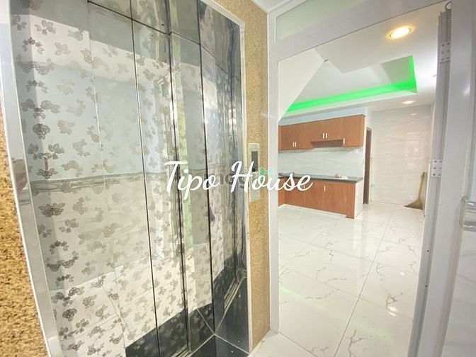 Hình ảnh Cho thuê nhà MT đường 3 tháng 2 Q11